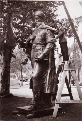 Statuia lui Constantin Brâncoveanu, 1939